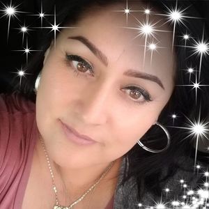 Meet your Posher, Connie